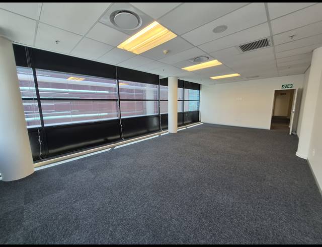 222M² OFFICE TO LET IN SANDTON CENTRAL